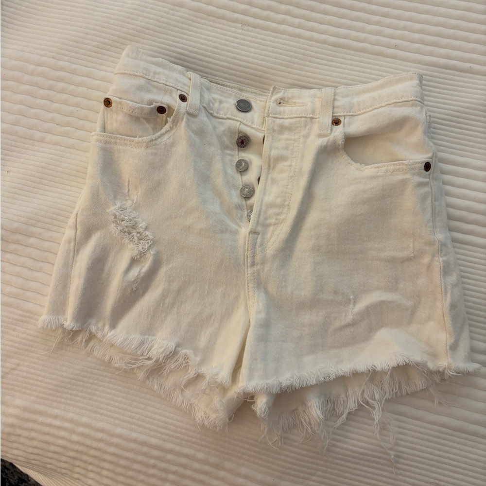 Levi's Size 25 Premium White Ribcage Shorts